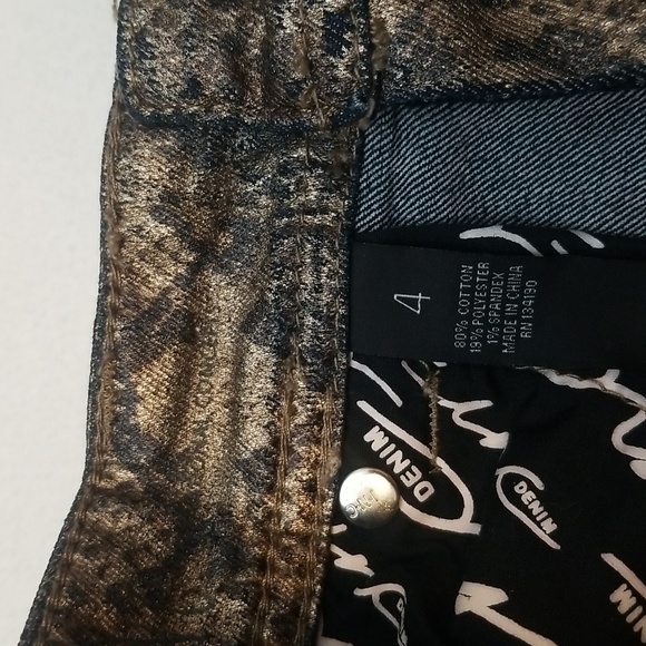 *LAST CHANCE ITEM!* INC Metallic Snakeskin Skinny Jeans - Picture 5 of 6